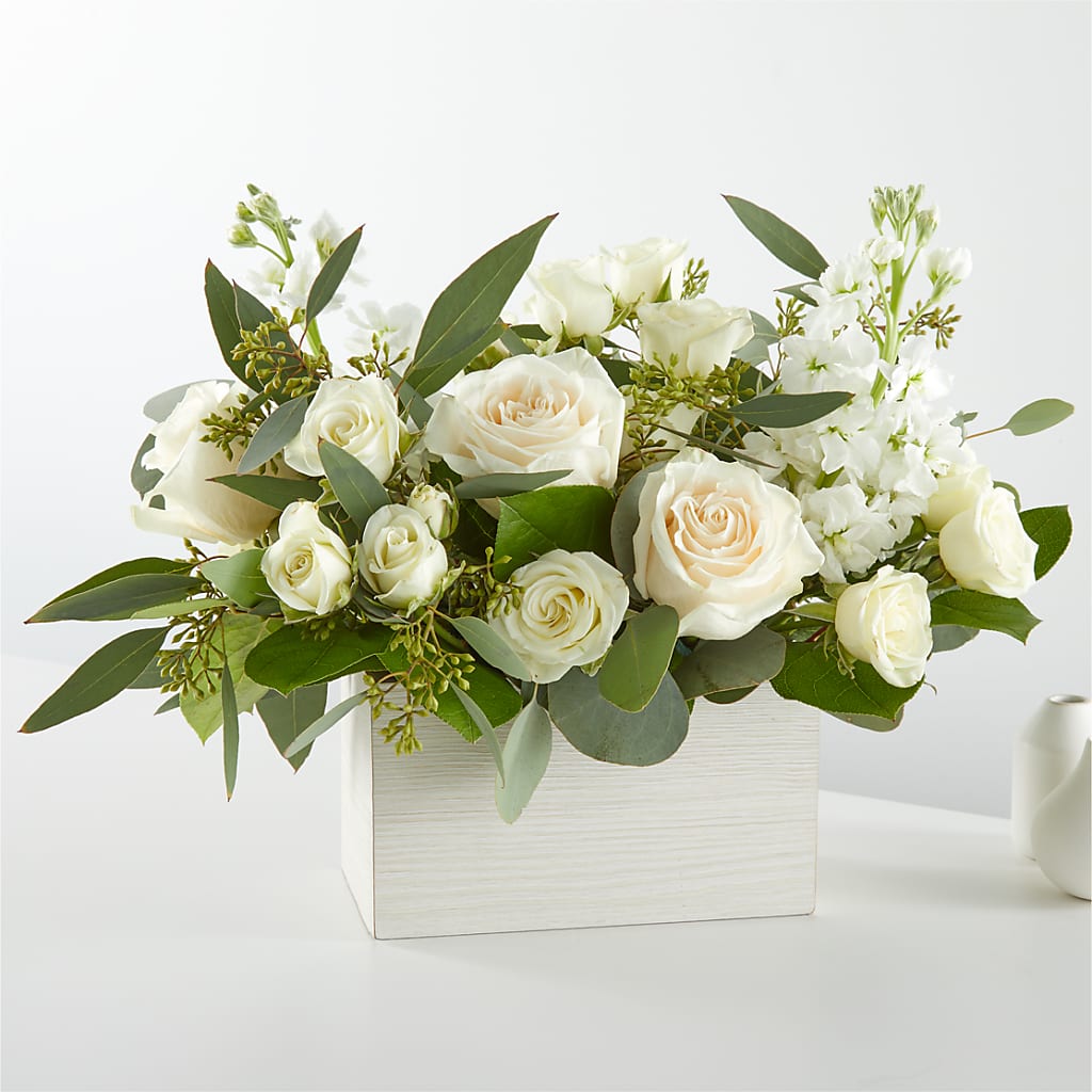 Fresh Linen Box Bouquet – Evans-king Floral, Forty Fort PA