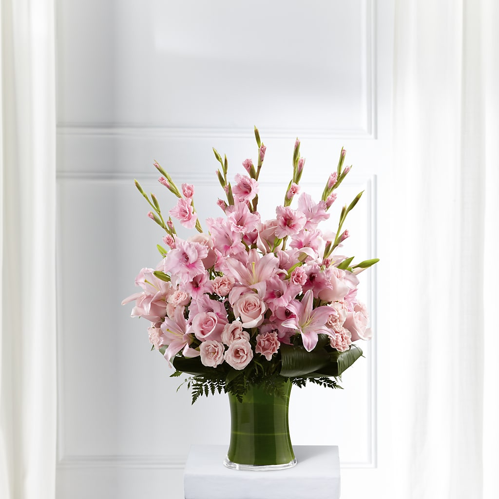 Lovely Tribute Bouquet – Evans-king Floral, Forty Fort PA