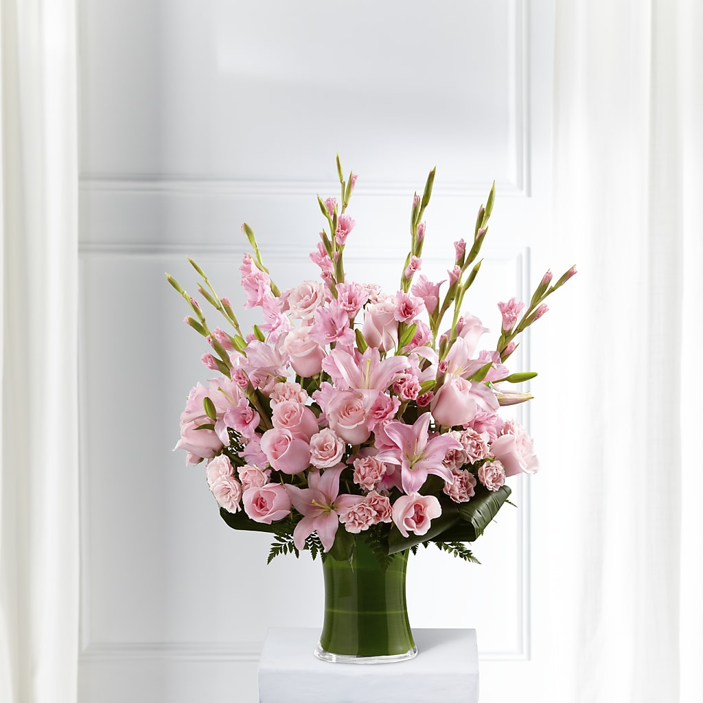 Lovely Tribute Bouquet – Evans-king Floral, Forty Fort PA