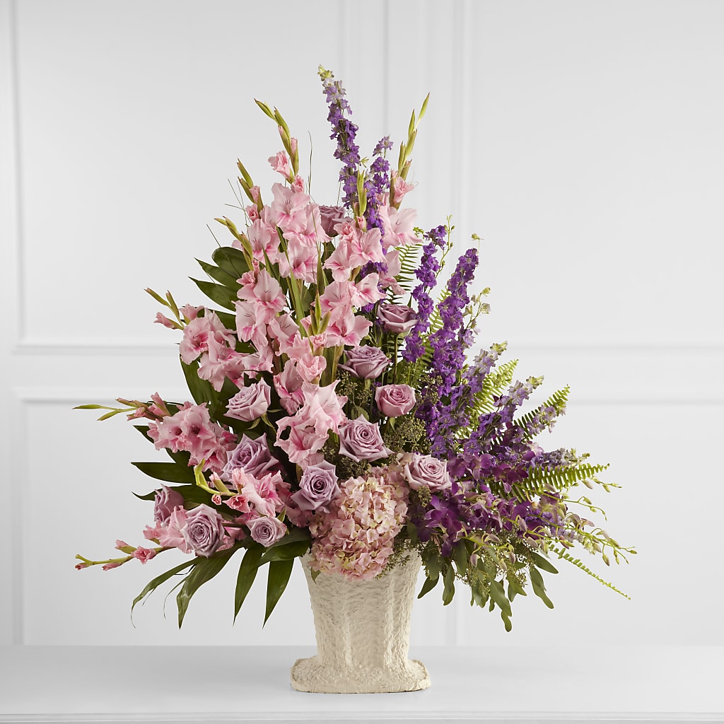 Flowing Garden Arrangement – Evans-king Floral, Forty Fort PA