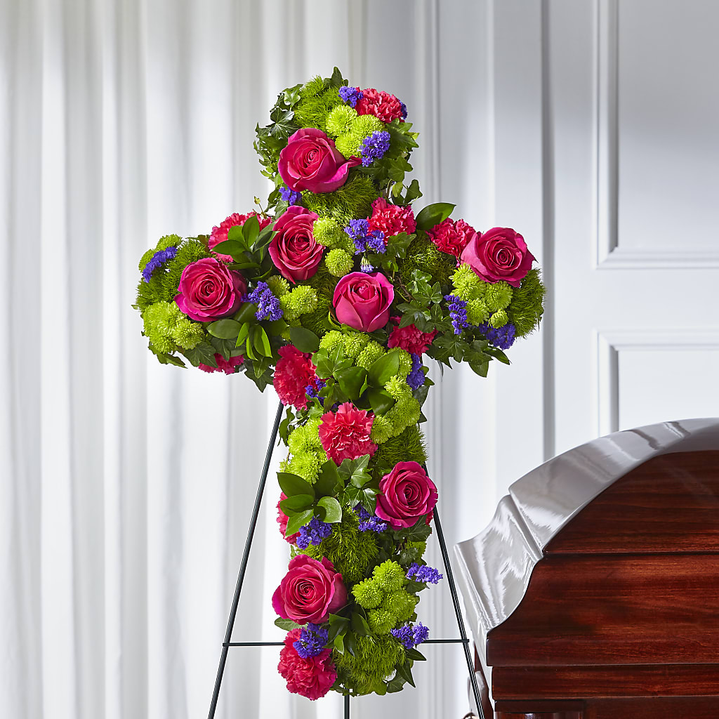 Tribute Rose Floral Cross – Evans-king Floral, Forty Fort PA