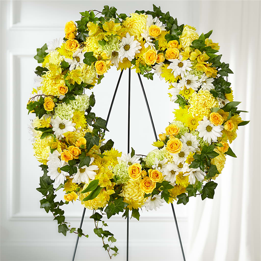 Golden Remembrance Wreath – Evans-king Floral, Forty Fort PA