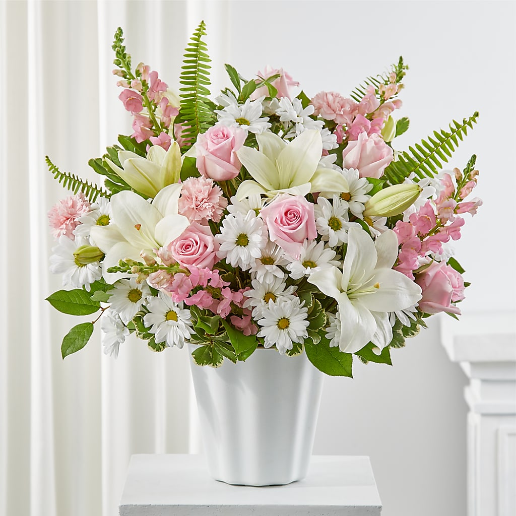 Soft Touch Tabletop Basket – Evans-king Floral, Forty Fort PA