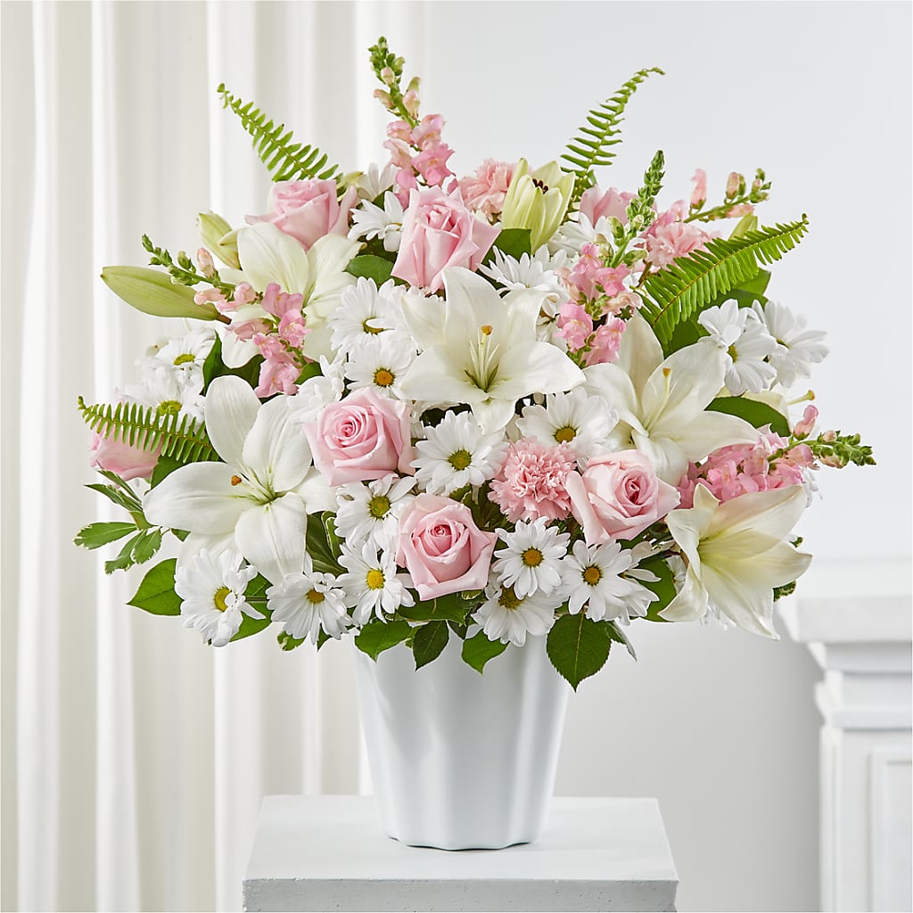 Soft Touch Tabletop Basket – Evans-king Floral, Forty Fort PA