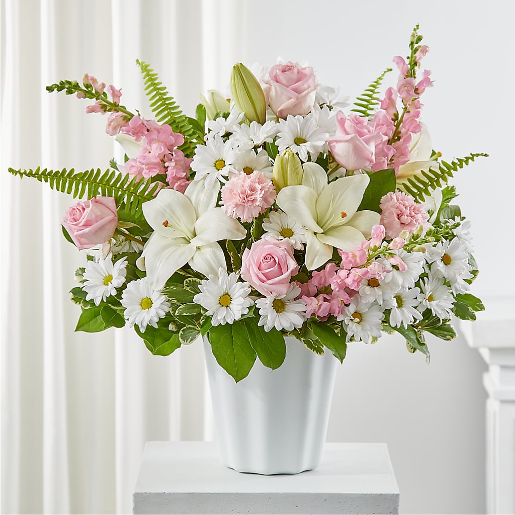 Soft Touch Tabletop Basket – Evans-king Floral, Forty Fort PA