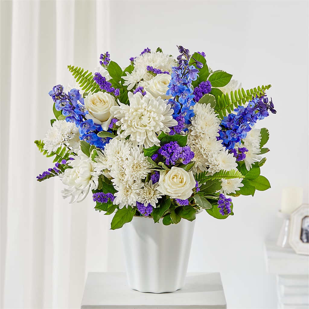 Hold Dear Tabletop Basket – Evans-king Floral, Forty Fort PA