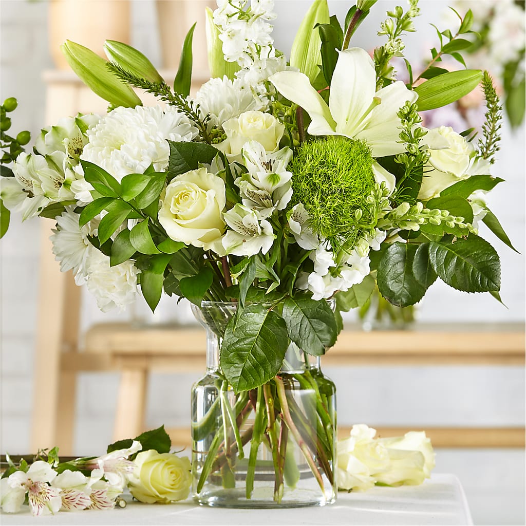 Classic Ivory – A Florist Original – Evans-king Floral, Forty Fort PA