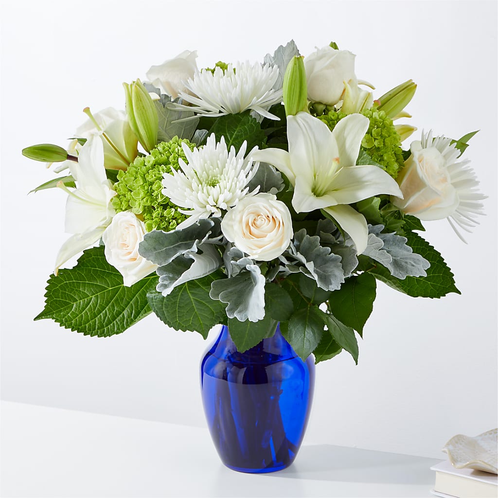 Snowy Dreams Bouquet – Evans-king Floral, Forty Fort PA