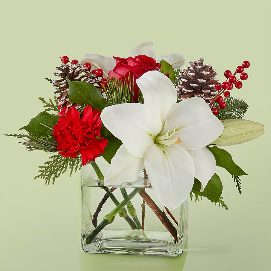 Glistening Icicles Bouquet – Evans-king Floral, Forty Fort PA