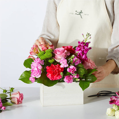 Sweetberry Box – A Florist Original –  Evans-king Floral, Forty Fort PA