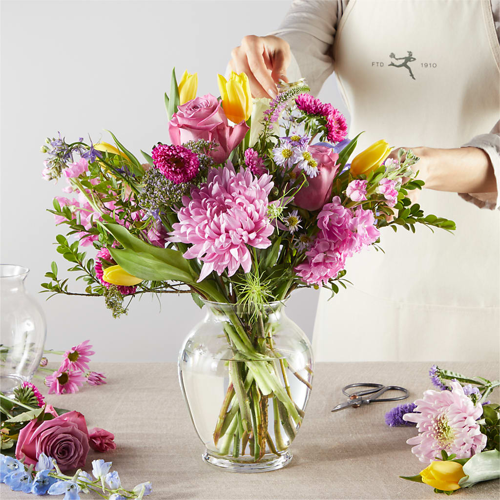 Pastel Tradition - A Florist Original –  Evans-king Floral, Forty Fort PA