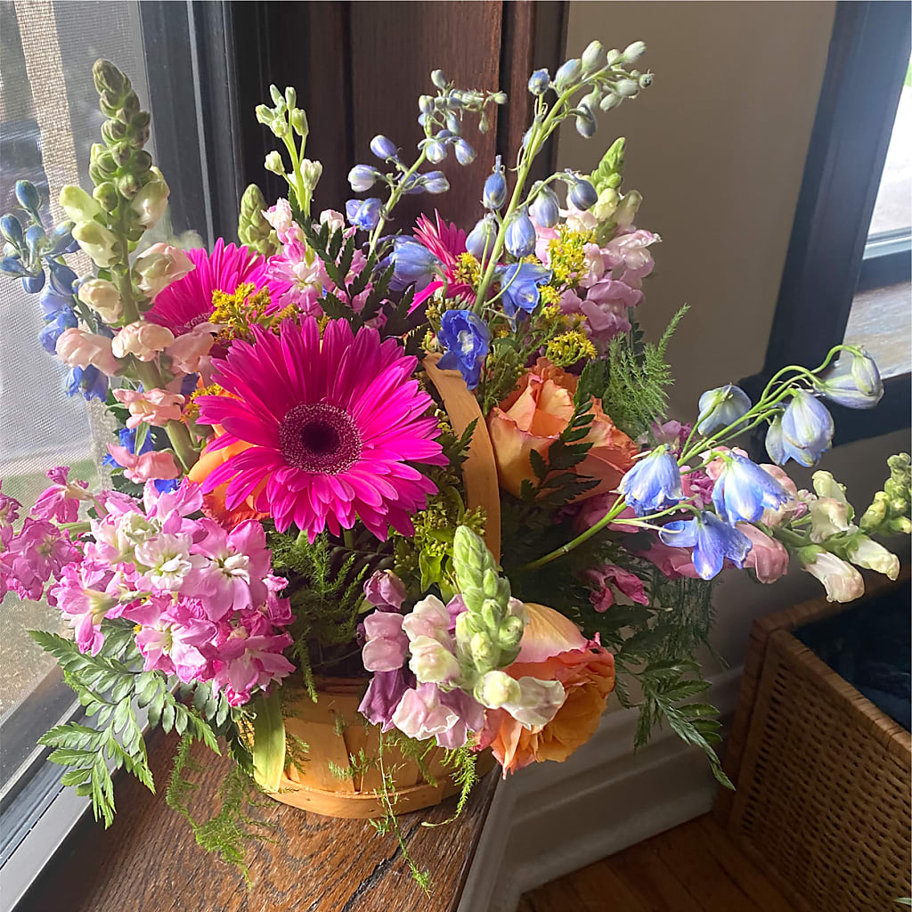 Garden of Life Basket –  Evans-king Floral, Forty Fort PA