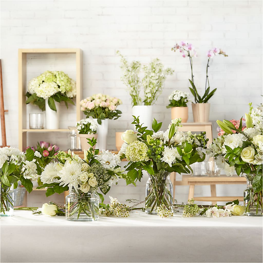 Classic Ivory – A Florist Original –  Evans-king Floral, Forty Fort PA