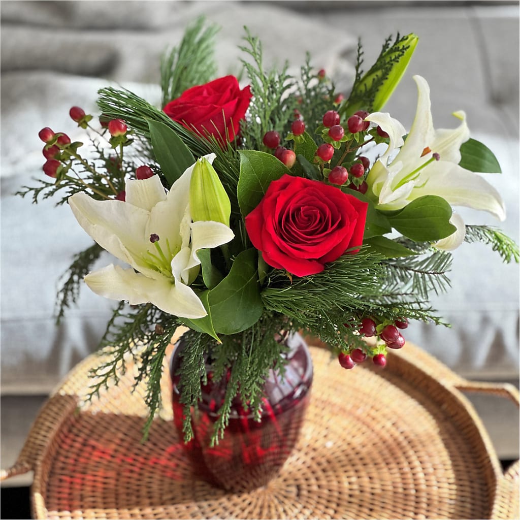 Evergreen Delight Bouquet –  Evans-king Floral, Forty Fort PA