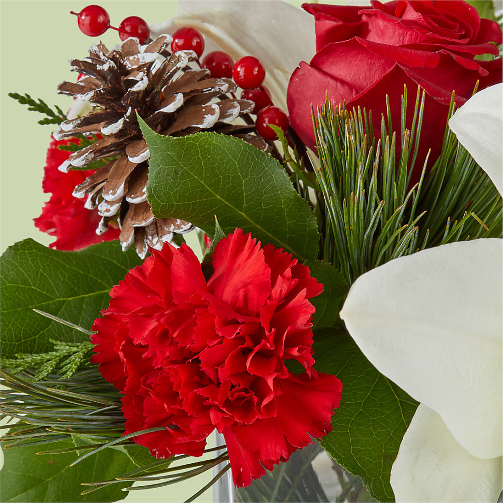 Glistening Icicles Bouquet –  Evans-king Floral, Forty Fort PA