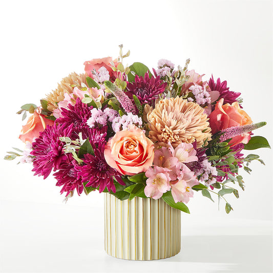 Berry Cobbler Bouquet with Ivory Vase –  Evans-king Floral, Forty Fort PA
