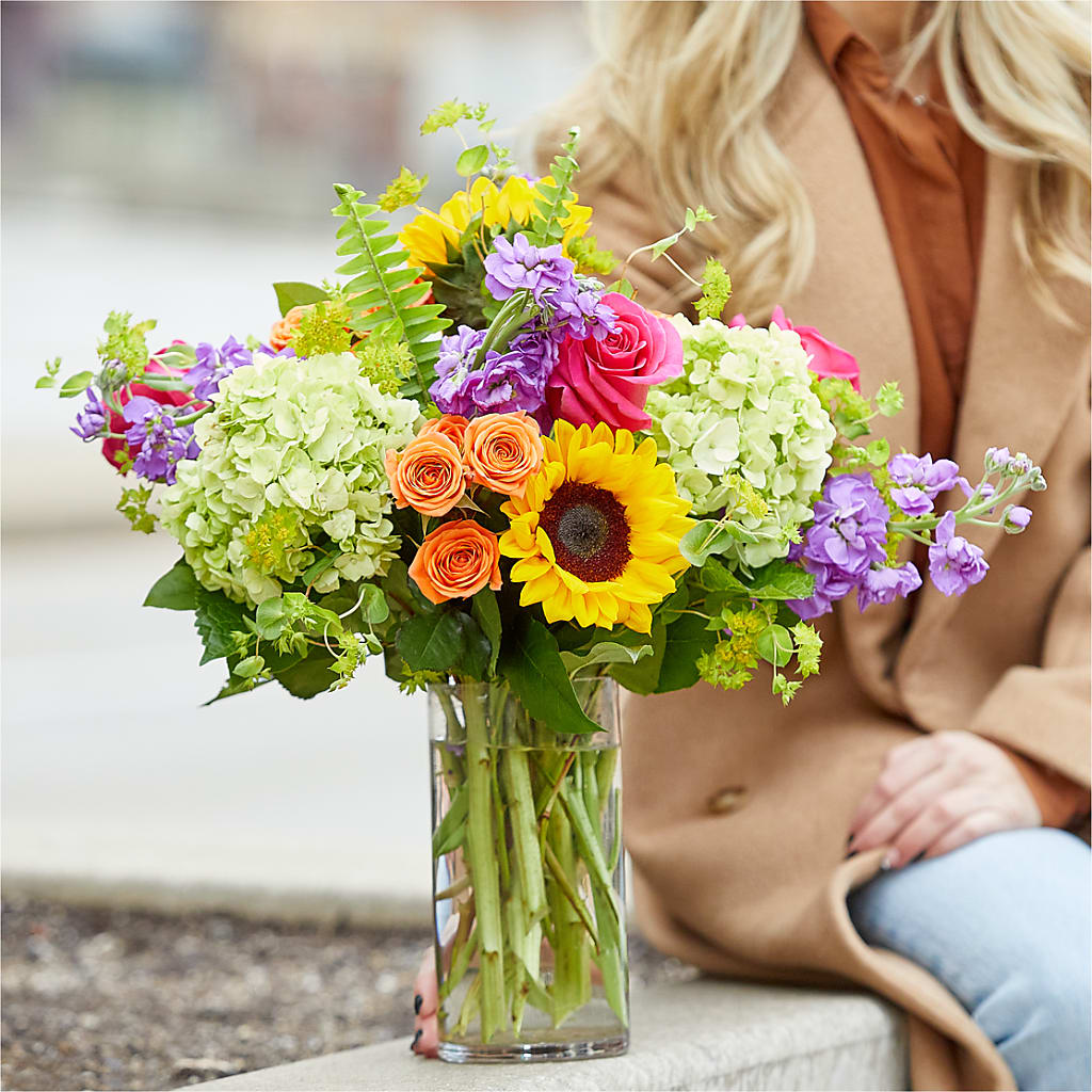 Vibrant Greetings Bouquet –  Evans-king Floral, Forty Fort PA