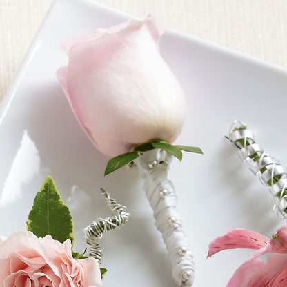Pink Rose Boutonniere –  Evans-king Floral, Forty Fort PA