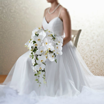 Classic White Bouquet –  Evans-king Floral, Forty Fort PA