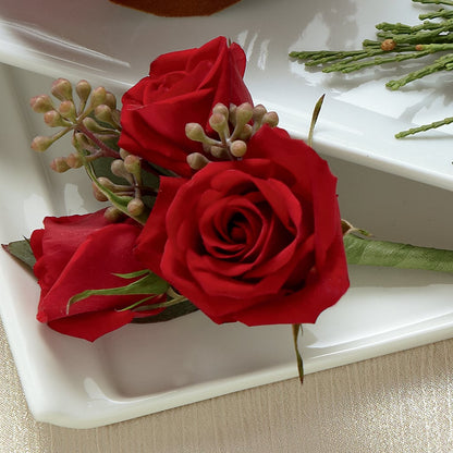 Red Spray Rose Boutonniere –  Evans-king Floral, Forty Fort PA