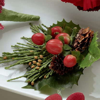 Red Berry Boutonniere –  Evans-king Floral, Forty Fort PA