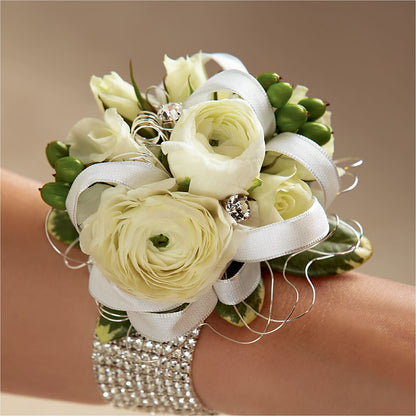 White Wedding Corsage –  Evans-king Floral, Forty Fort PA
